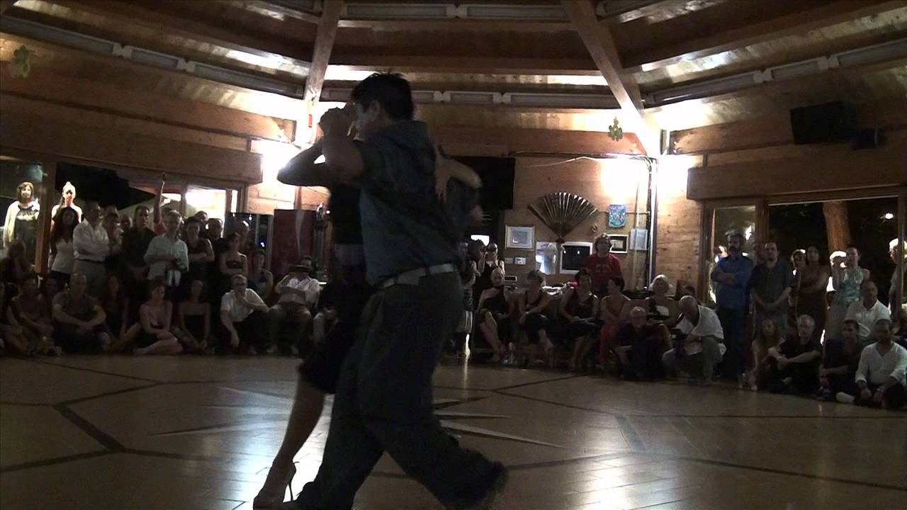 Noelia Hurtado / Carlitos Espinoza  Viareggio 2012 - Valse