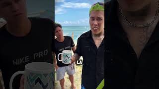 Nunca confíes en tu mejor amigo... 😂