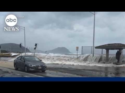 State of emergency as Hurricane Lowell passes Hawaii