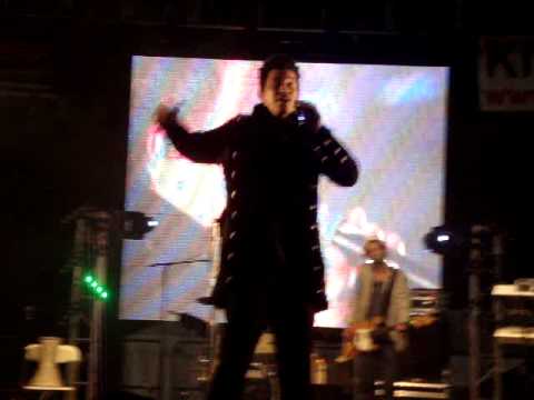 Kamyar "Oui je t'aime comme ça" Dobareh -  Mehregan festival Irvine, California