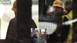 Download lagu Liam Gallagher arrived in Australia without Noel, discreetly wearing a hat and sunglasses. mp3 Download lagu Liam Gallagher arrived in Australia without Noel, discreetly wearing a hat and sunglasses. mp3