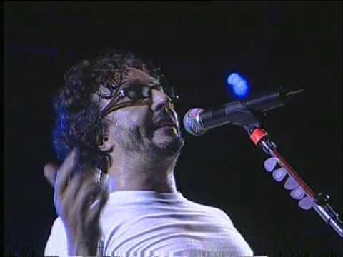 Fito Páez video Bello abril - San Pedro Rock II / Argentina 2004