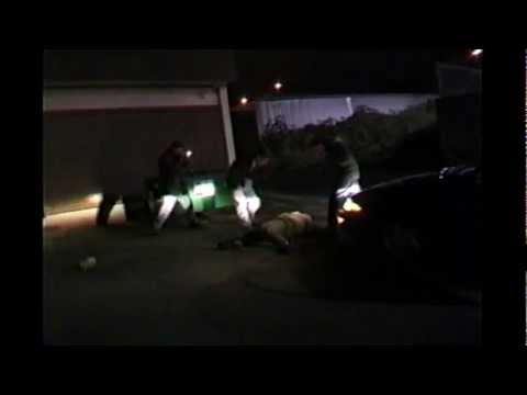 Alien Extract - Drunk Alien Attack