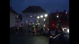 preview picture of video 'Hofgeismar: Brandstiftung an Verkaufsstand der Gaststätte Hans im Glück'