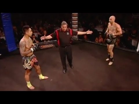 Michael Badato Vs Mark Lucchiari - Caged Muay Thai 1