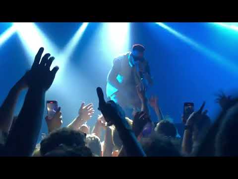 Sfera Ebbasta - Happy Birthday / Sala Razzmatazz 15-5-2022