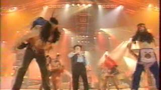 CARLOS " Y A DES INDIENS PARTOUT "