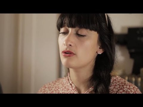 CALOE'S LIVING ROOM - Armstrong