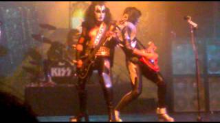 KISS NATION - Escape from the Island - Alive 25-11-11