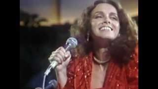 Festival de Viña 1983, Ana Belen y Victor Manuel,  Agapimú