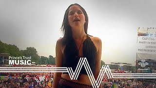 The Corrs - Breathless (The Prince&#39;s Trust Party In The Park 2000)