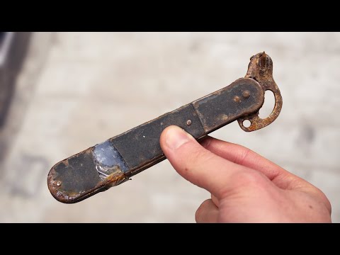 download lagu mp3 mp4 Rusty Can Opener, download lagu Rusty Can Opener gratis, unduh video klip Rusty Can Opener