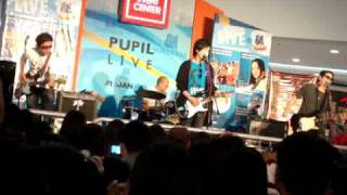 teacher&#39;s pet - pupil [LIVE]