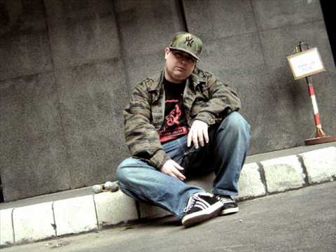 Artos Csaba feat. Ryzo & Mc Gőz - Hazai Pálya