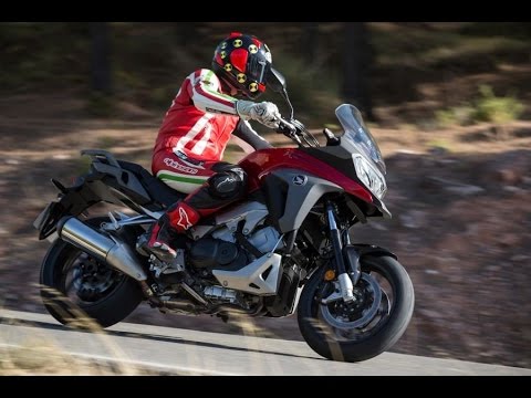 Thumbnail for Testmotor.nl: test 2015 Honda VFR800X Crossrunner by Honda VF and VFR