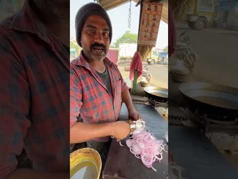 Desi Jugaad Ka Kamaal 😱 Handmade Hand Cutter Se Onion Cutting | प्याज स्लाइस मशीन #streetfood