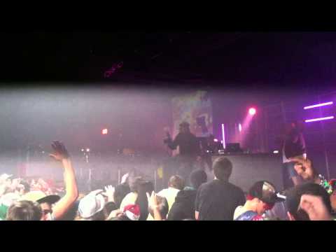 BORGORE LIVE ATLANTA - DUB THE HALLS 2011 - HOUSEHOLD MGMT