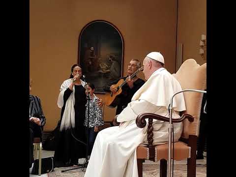 Noa (Achinoam Nini) - "Beautiful That Way" with daughter at Vatican in presence of Pope Francis