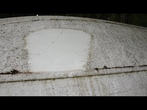 Fiberglass Cleaner & Restore & Shine Xtra Cut on Boat Hull