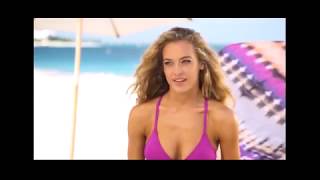 トレンド　マイクロビキニのセクシーガール