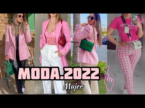MODA 2022 MUJER LOOKS COLOR ROSA CÓMO COMBINAR EL COLOR ROSA  MODA 2022 MUJER TENDENCIAS 2022