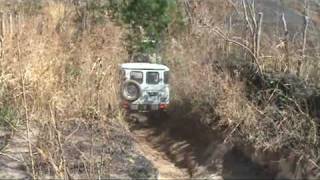 preview picture of video 'OSCURANAS MOUNTAIN 4X4 BY TEAM EL SALVADOR 4X4'