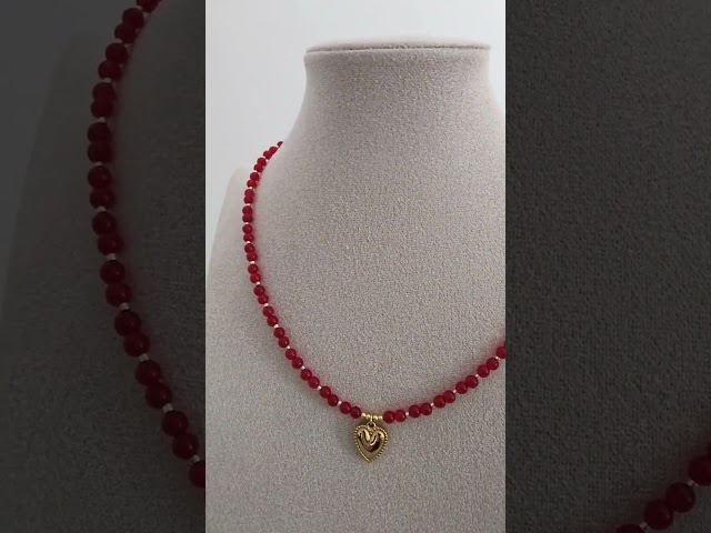 Vídeo relacionado con COAI Collar de Mujer con Colgante de Gemas Preciosas Cristales Naturales Ágata Rojo en Bruto