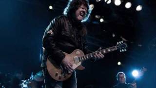Gary Moore - A Wild One LIVE (New song!)