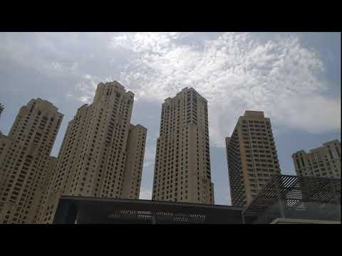 DUBAI MERAAS BEACH | Hottest Ever ! #DubaiTravelVlog2020