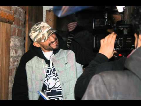 Bani Gheata featuring Barac & Future - POARTA'TI CRUCEA.wmv