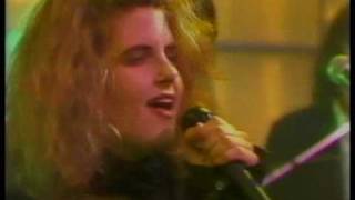 Lone Justice, Maria Mckee, I Found Love Live on The Tube