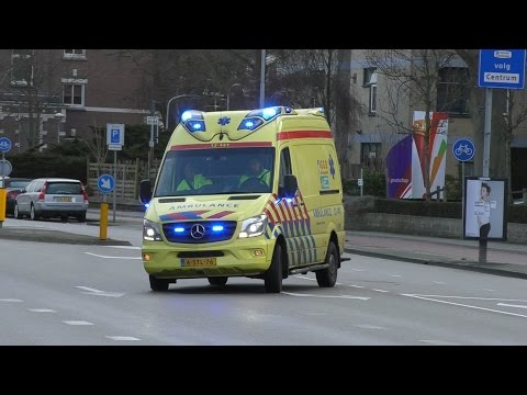 Compilatie Ambulances met Spoed naar meldingen in Haarlem