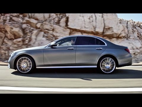 Mercedes-Benz E-CLASS Luxury Sedan