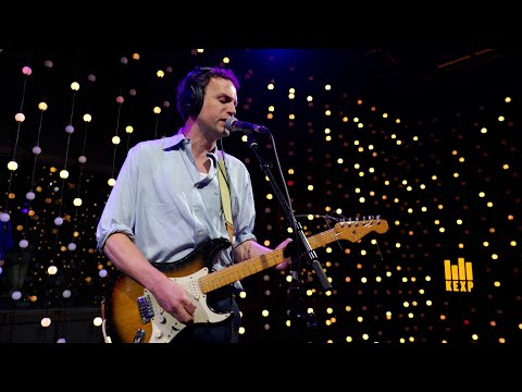 Frog - WHERE DO I SIGN VAR. III (Live on KEXP)