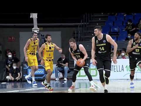 Tough Call 4: Lenovo Tenerife v Falco Szombathely - Personal foul