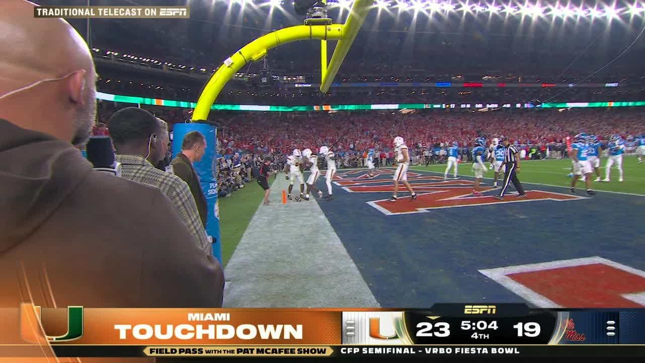 Malachi Toney storms into end zone for TD in 4th quarter | Field Pass with The Pat McAfee Show