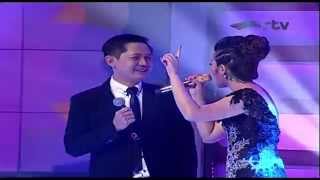 Download lagu FITRI CARLINA Feat Hendra [Dukun Cinta] Live At Swara Langit Fitri Carlina RTV (23-06-2014) mp3