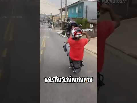 moto pirueta en Venezuela 🤣🤣🤣🤣
