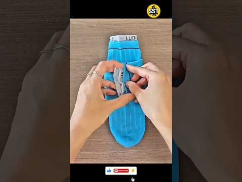 Clothes Folding-la ivlo tricks irukka?🤯👕 | #shorts