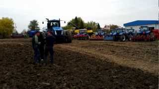 preview picture of video 'NH T9 & Kuhn Krause Dominator'