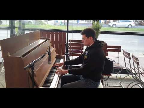 Wonderful Piano Medley with Songs by Adele, John Legend – Thomas Krüger