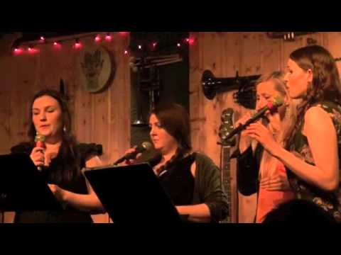 Hljóðnar nú haustblær