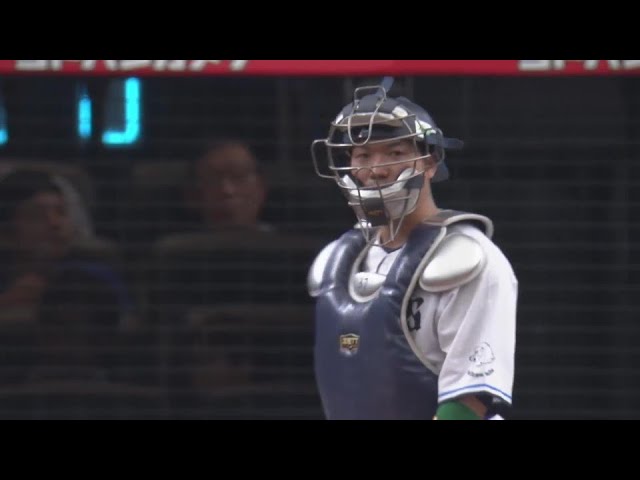 【3回表】進塁は許さず!! ライオンズ・柘植世那 素早い反応でランナーを刺す!! 2024年6月15日 埼玉西武ライオンズ 対 横浜DeNAベイスターズ