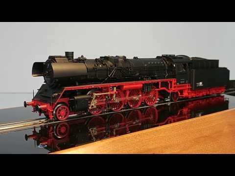 BR 22 012 (DR) H0 Schnellzug - Dampflokomotive Baureihe 22 Fleischmann 4122 - Smartrail