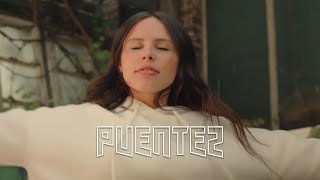 Musik-Video-Miniaturansicht zu LaLaLife Songtext von David Puentez