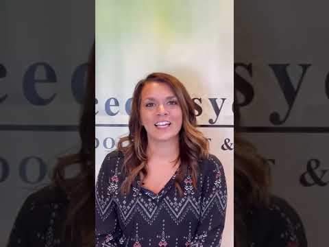 Happy Friday 💚Meet Shelby Morse, LCSWChild, Adolescent, and Adult Psychotherapist