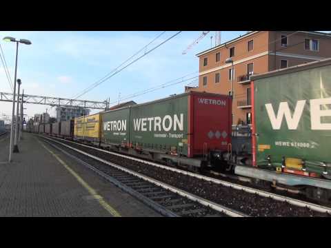 BLS CARGO 186 105 CON MERCI INTERMODALE TRANSITA A MILANO LAMBRATE. 26 - 9 - 2015.