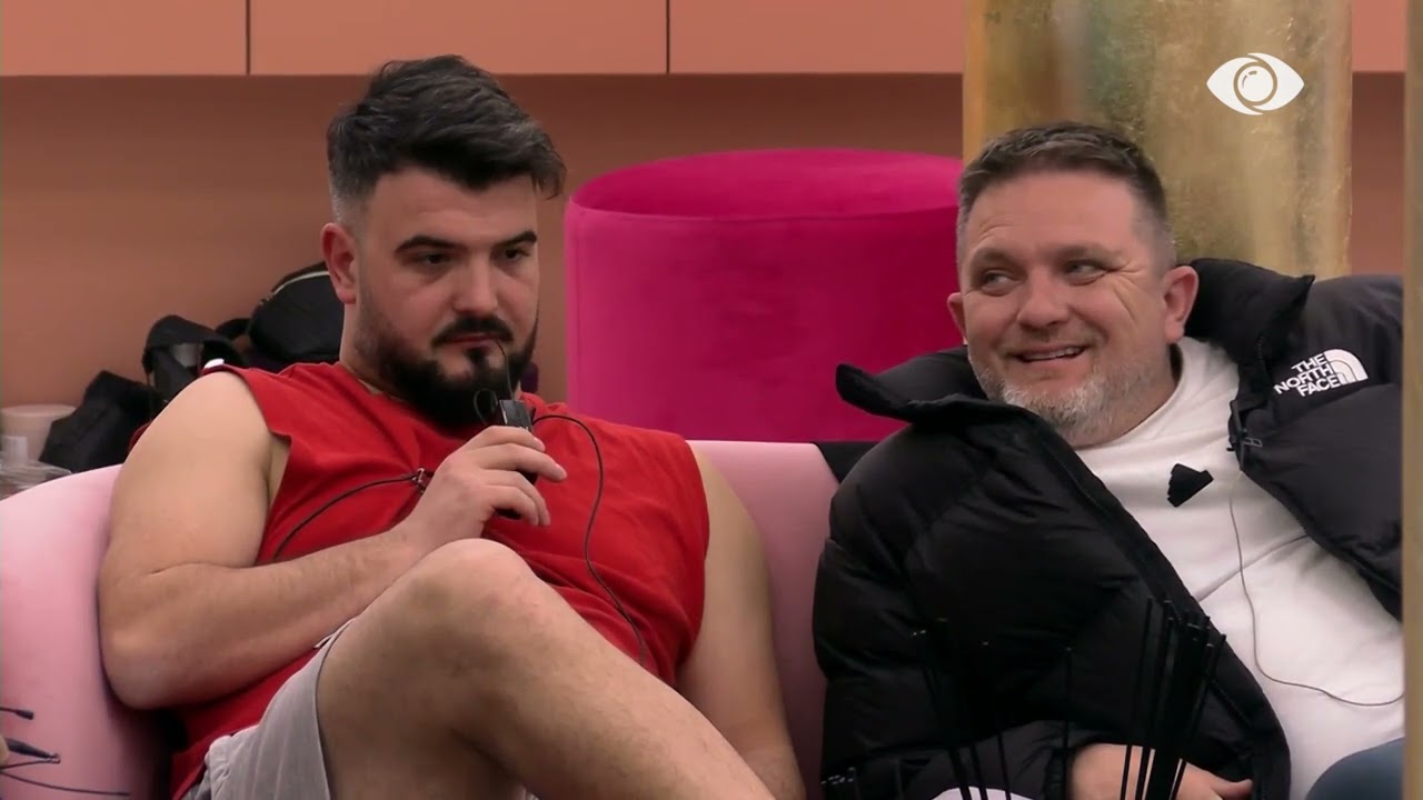 “Je një pikiatë…”/ Juli e ngacmon, Gazi: Deri nesër në Prime vazhdo, më pas do flasim…