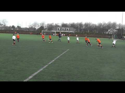 21 jan 2012 VV De Meern E6 - VV De Meern F2 vr 3-0 Doelpunt Rick, assist Dean