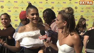 Teen Choice Awards 2015: Zendaya, Lea Michele, Ludacris & More on the Red Carpet
